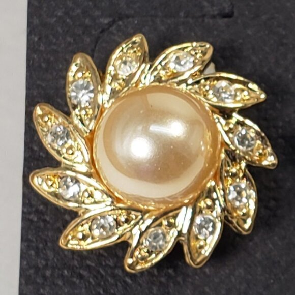 Women's Stylish Polished Gold tone Sparkling Crystal Stud Earrings - Size 0.5-in - Picture 4 of 7